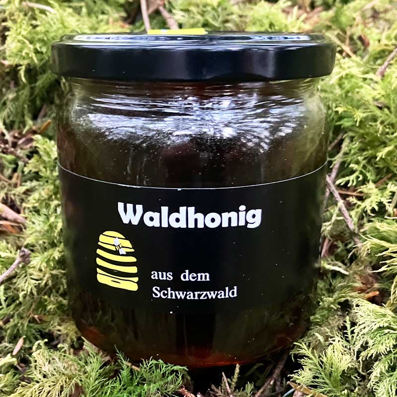 Klassischer waldhonig aus dem schwarzwald