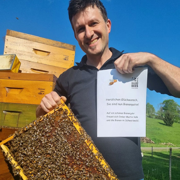 Bienenpatenschaft von imker martin volk im schwarzwald