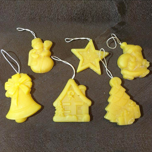 Weihnachtsbaumschmuck aus bienenwachs