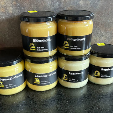 Productthumb guenstiger bluetenhonig loewenzahnhonig rapshonig aus dem schwarzwald